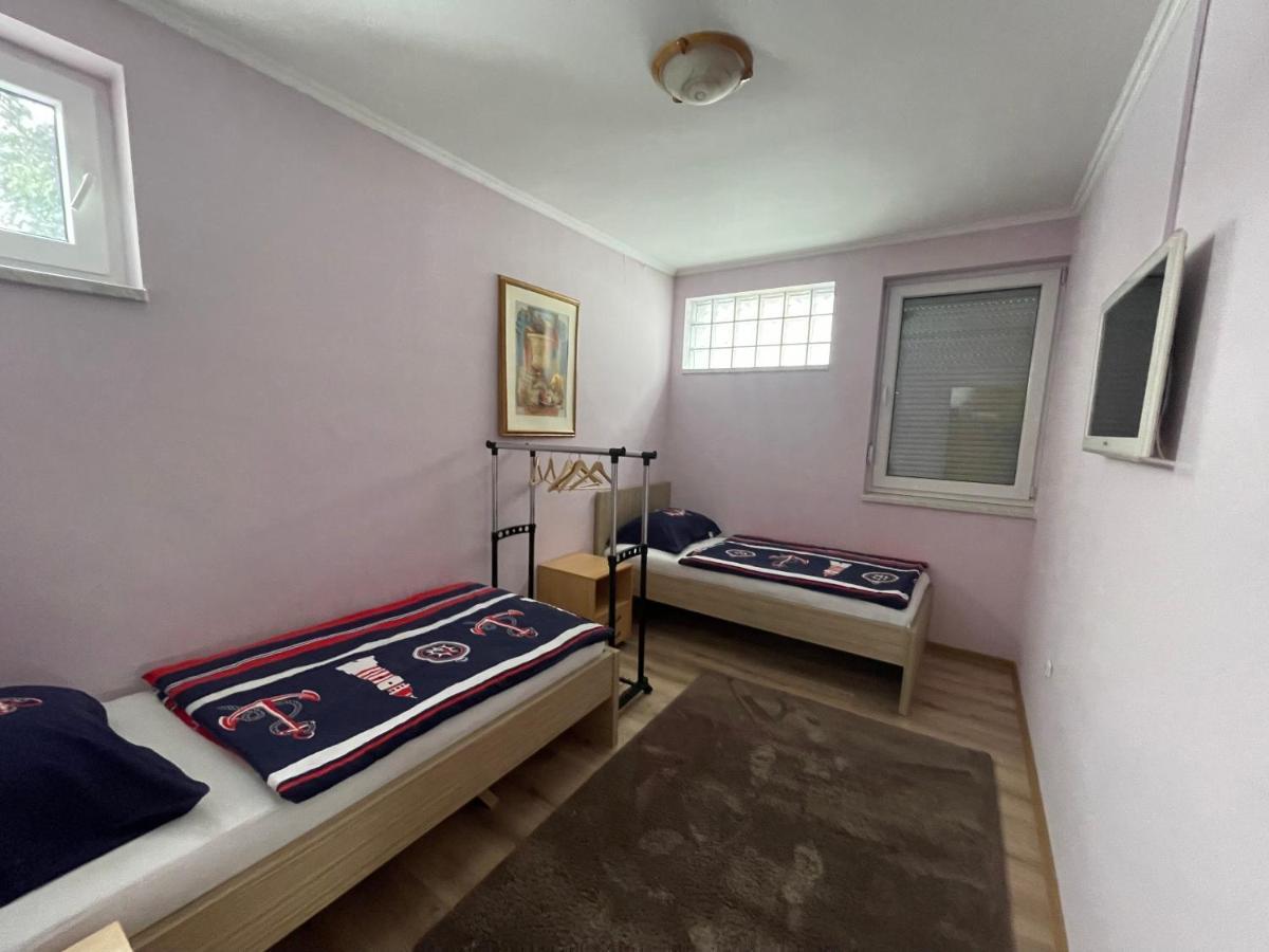 Apartmani Brod Zenica Exterior foto